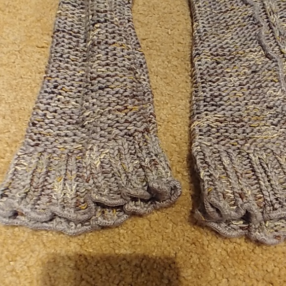 BCBG Sweater Cardigan - Picture 7 of 7